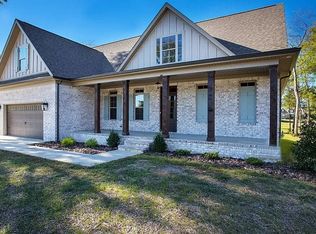 200 McGlocklin Way, Bowling Green, KY 42101