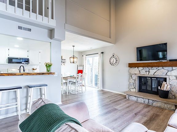 5th image of 5926 Sawmill Woods Ct