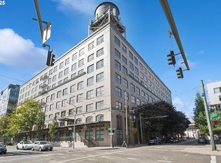 1420 NW Lovejoy St APT 320, Portland, OR 97209