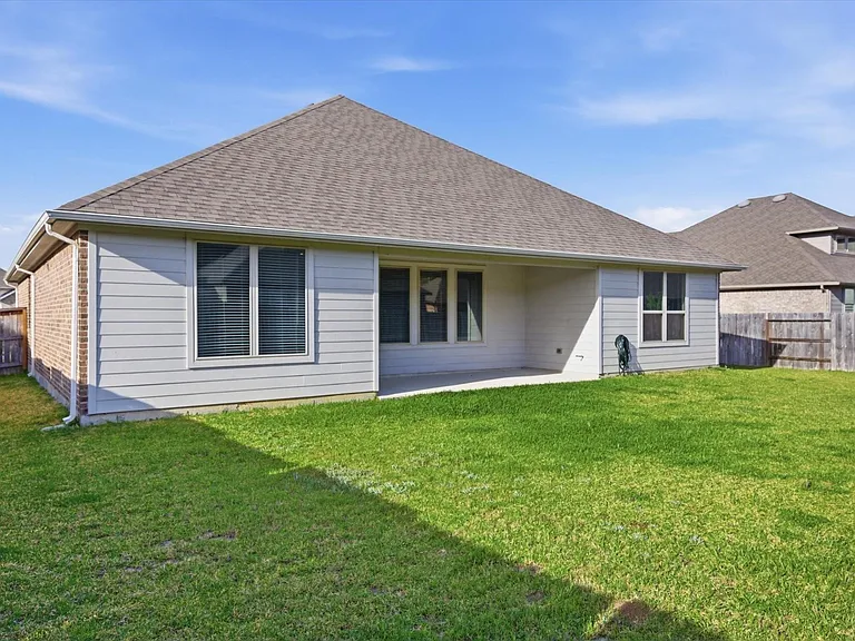 31122 Gullwing Manor Dr — Photo 24