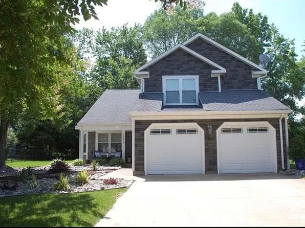 2389 Kerr Dr, Virginia Beach, VA 23454
