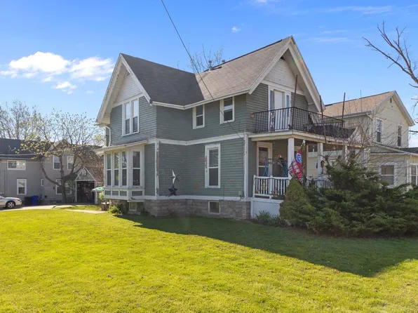 802 S Memorial Dr, Appleton, WI 54911