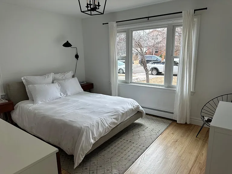 2421 S High St — Photo 23