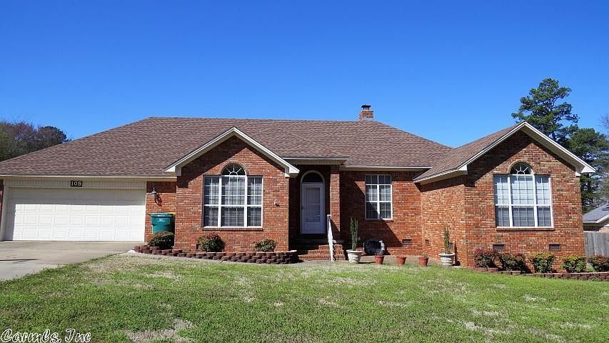 1st image of 105 Clearlake Dr