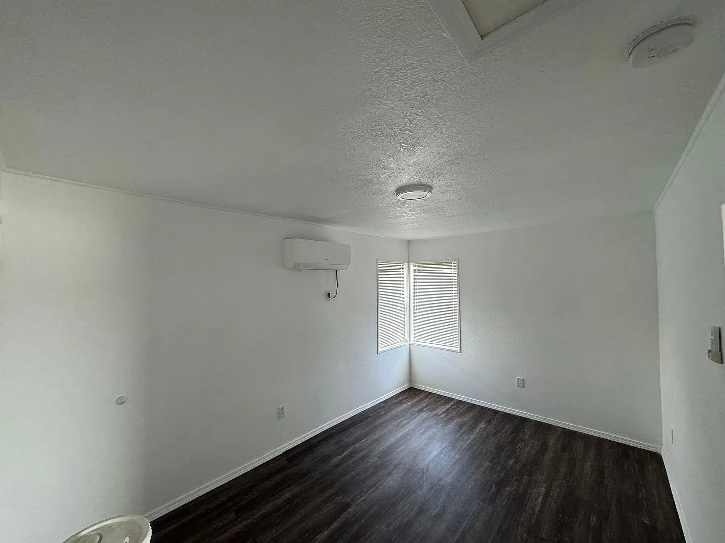 Remodeled property! — Photo 4