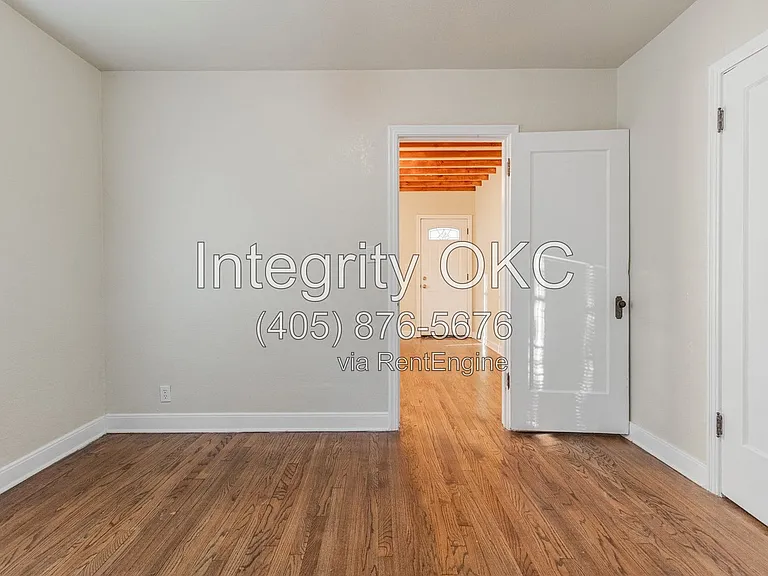 1828 Carey Pl — Photo 25