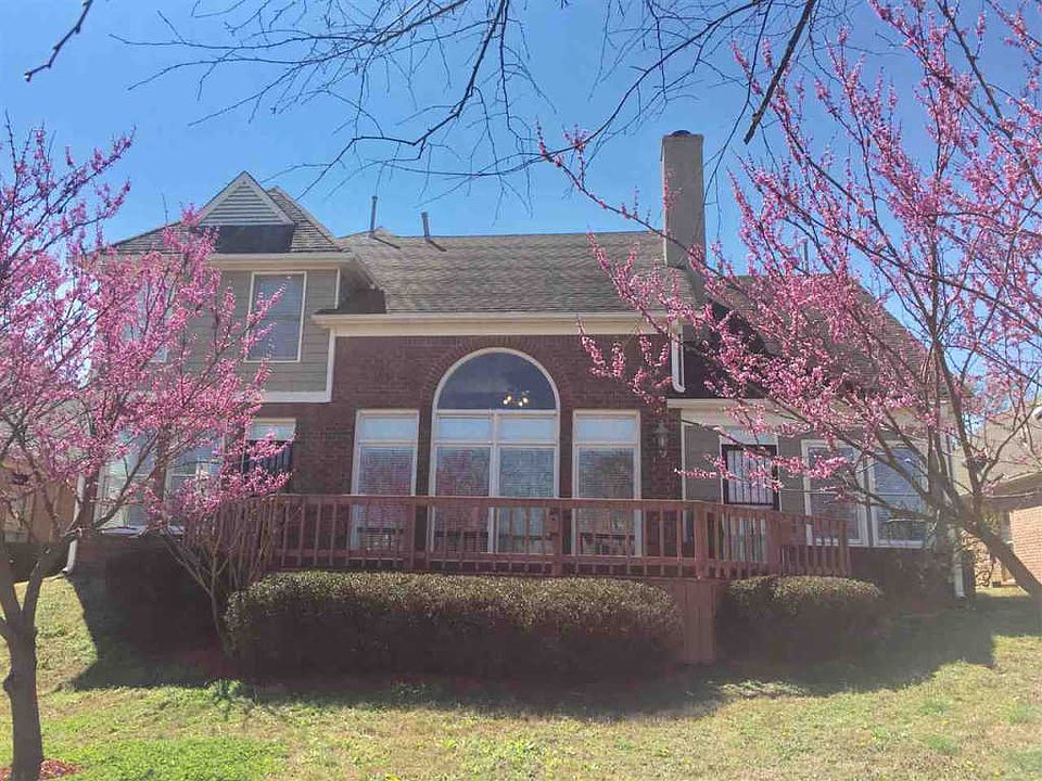 1st image of 7572 Emerald Greens Dr N