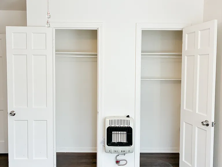 110 W Oakview Pl #2 — Photo 9