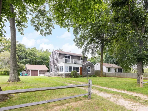 160 Bayview Avenue, Greenport, NY 11944