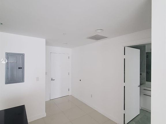 3rd image of 1060 Brickell Ave APT 3004