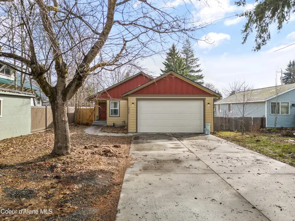 32538 N 3rd Ave, Spirit Lake, ID 83869