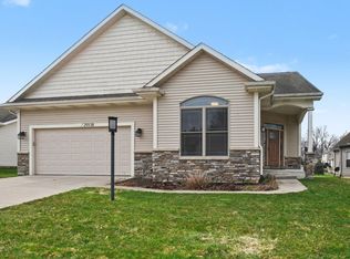 25938 Rolling Hills Dr, South Bend, IN