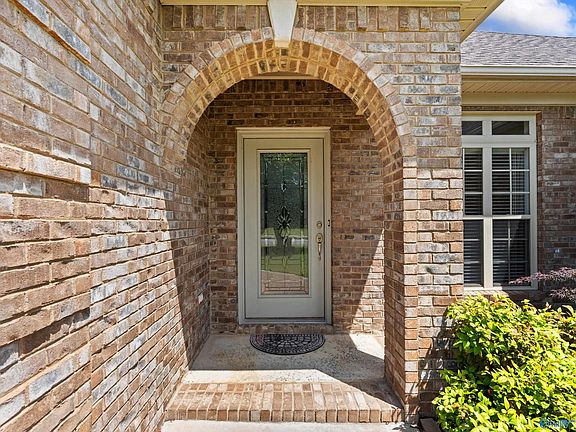 5th image of 2206 Rockingham Ln SW