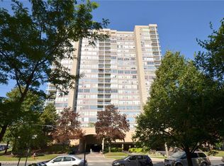 75 Queen St N #1203, Hamilton, ON L8R 3J3