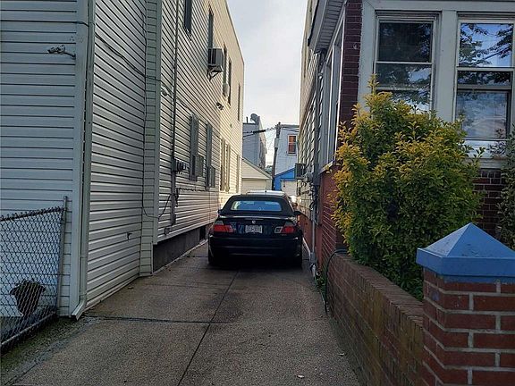 2nd image of 104-54 Lefferts Boulevard