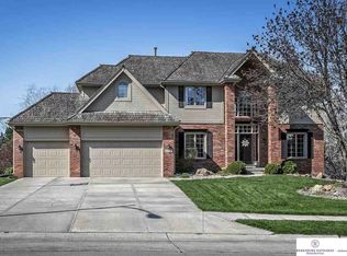 2116 S 183rd Cir, Omaha, NE 68130
