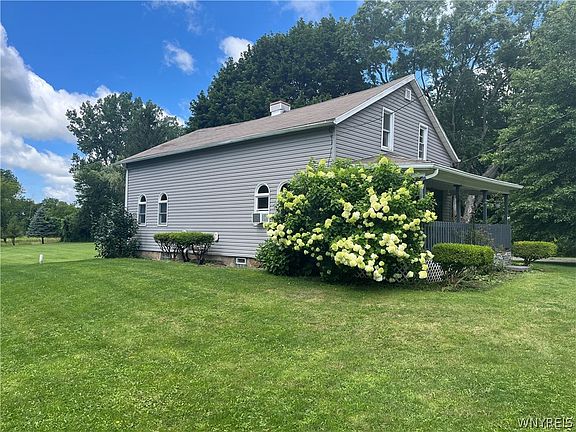 3rd image of 8578 Powers Rd