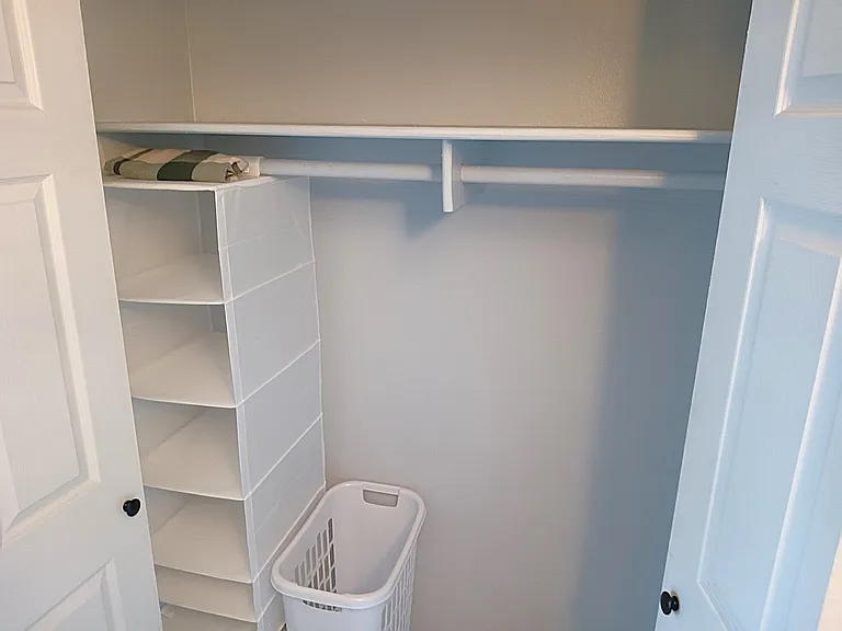 1052 Myrtle Ln — Photo 6