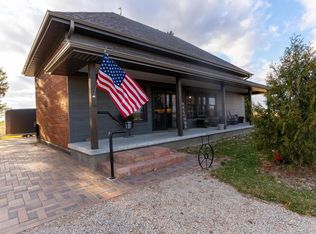 N11119 Jersey Rd, Fox Lake, WI 53933