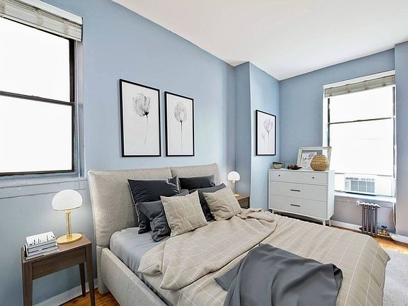 3rd image of 350 W 47th St APT 2