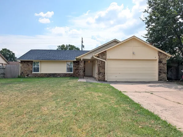 505 W Utica Pl, Broken Arrow, OK 74011