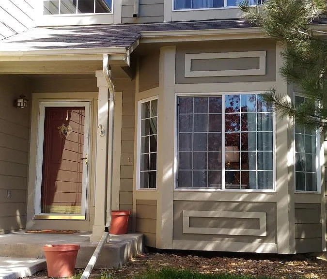 Plenyt Of Windows and Light!