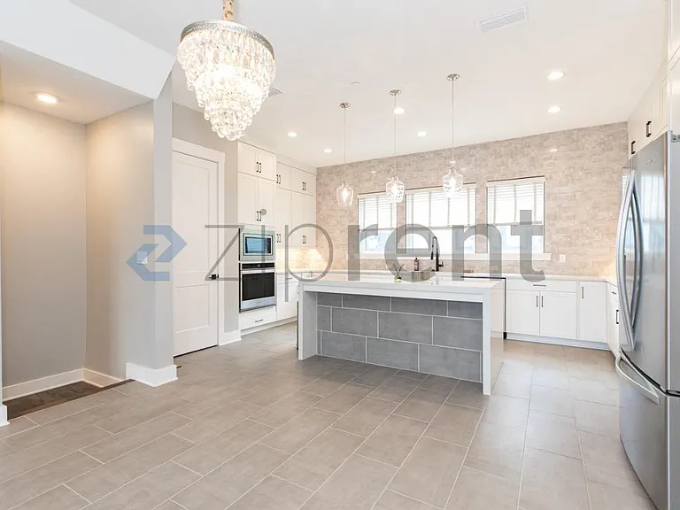 1625 Bridgeton Dr — Photo 11