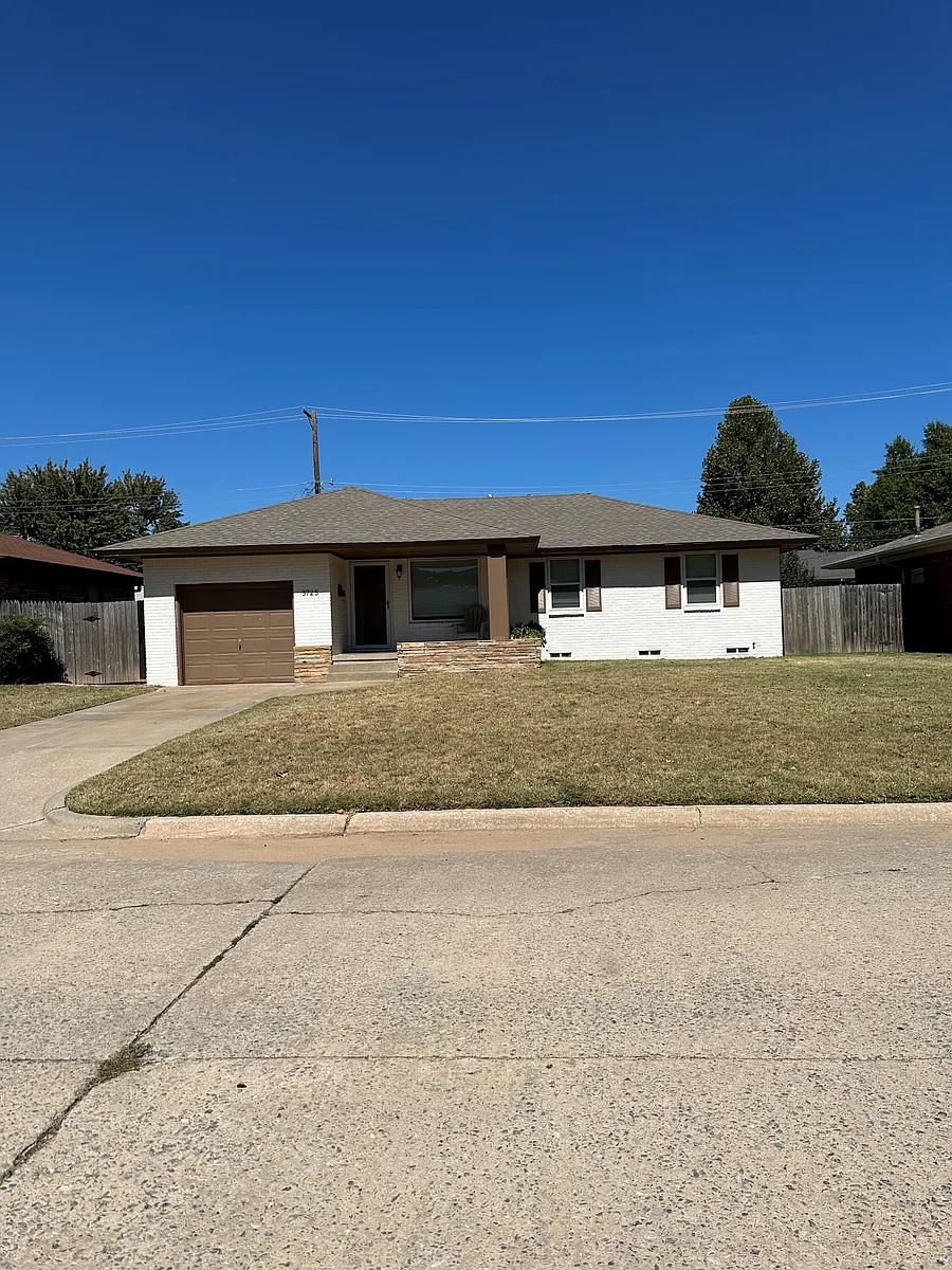 Building Photo - 3725 NW 57th St