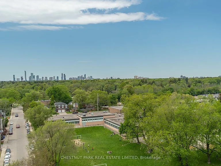 150 Lakeshore Rd W #1412 — Photo 36
