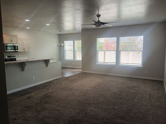 3rd image of 6136 N Seawind Pl