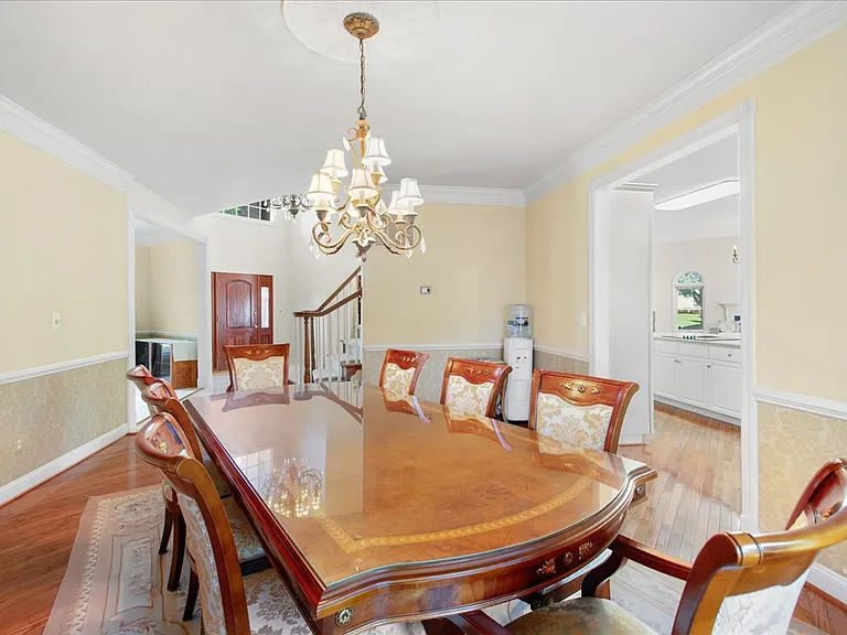 10243 Brittenford Dr — Photo 17
