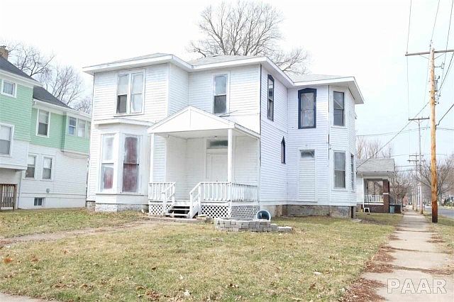 2nd image of 1025 N Ellis St