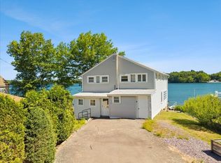 730 Eastside Rd, Wrentham, MA 02093