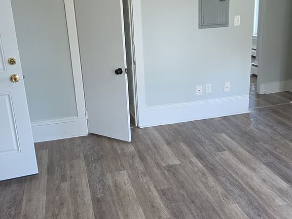 2nd image of 51 Pearl St APT 8