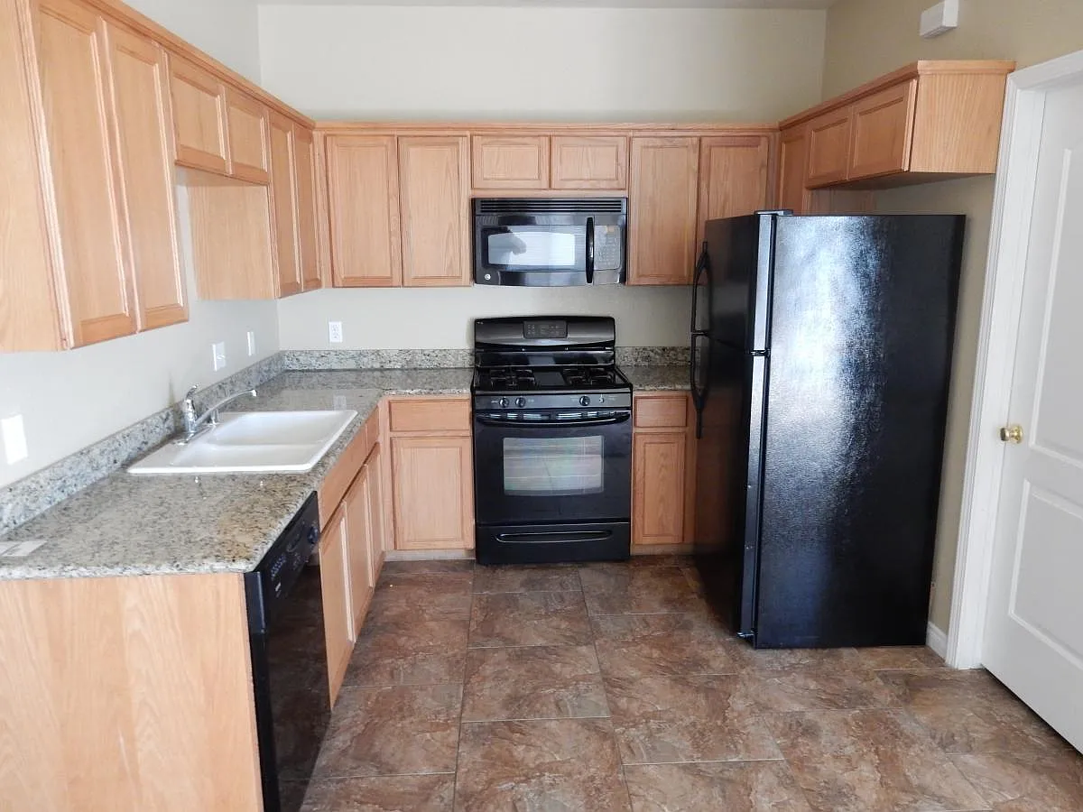 upgraded kitchen - 21009 68th St #A