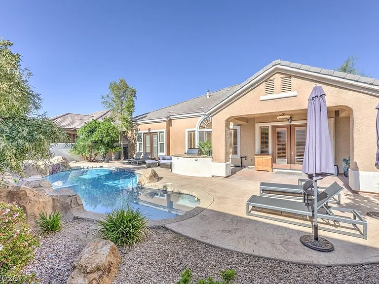 305 Onyx Crest St — Photo 35