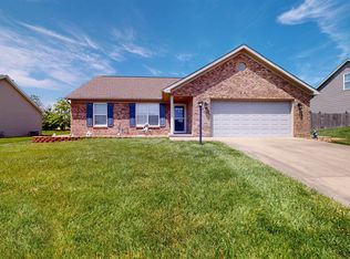 7928 Sandalwood Dr, Newburgh, IN 47630