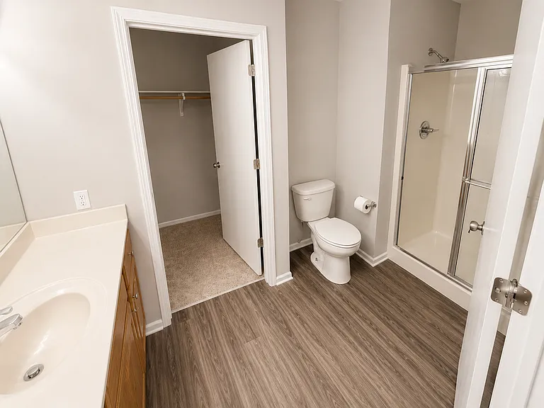 2420 Walden Ln — Photo 8