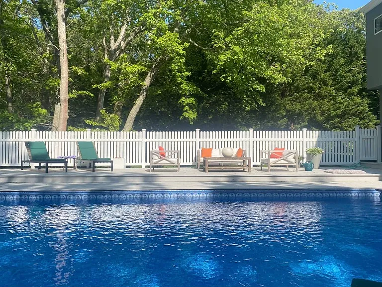 79 Spring Pond Ln — Photo 23