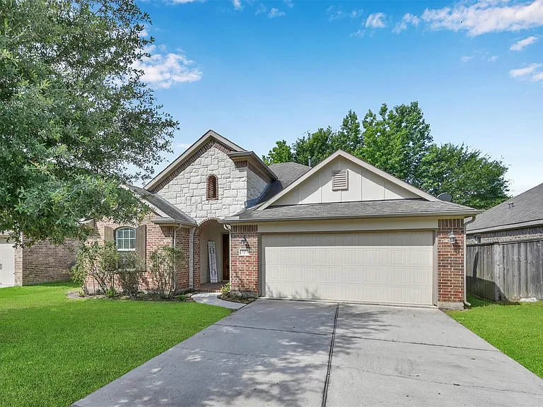 115 Knollbrook Cir — Photo 1