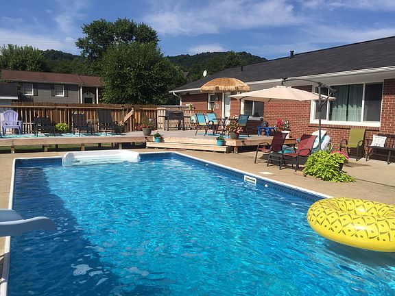 5th image of 149 Lakeview Cir