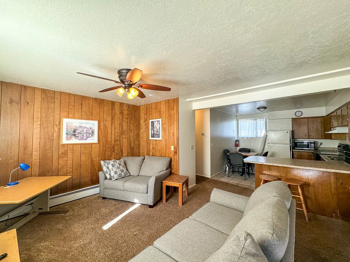 Unit Photo - 568 Canyon Rd #5D
