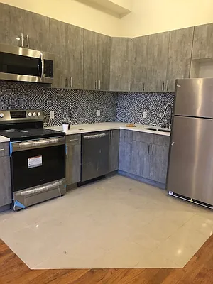 Rented by Alexander Bilu, LREB | media 26