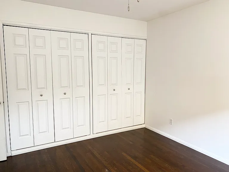 2215 Harriman Ln #A — Photo 17