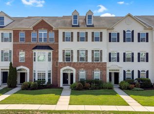 24676 Hutchinson Farm Dr, Sterling, VA 20166