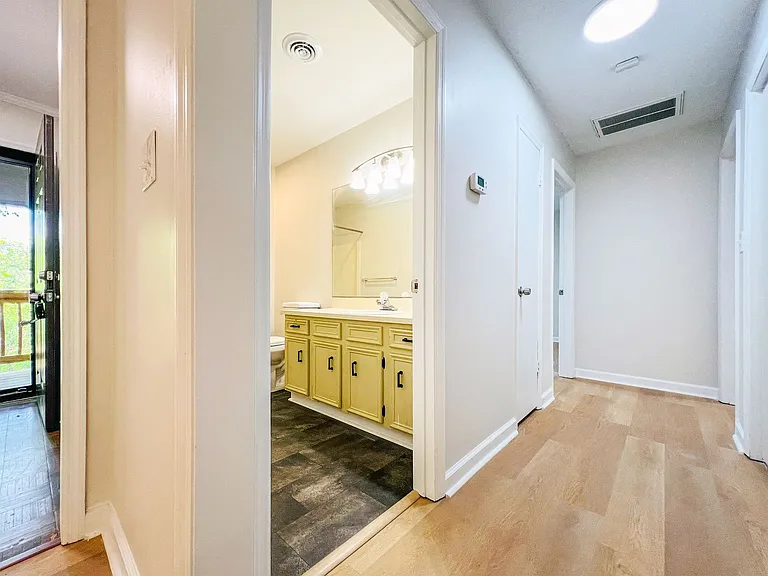 1904 Aspen Way — Photo 19
