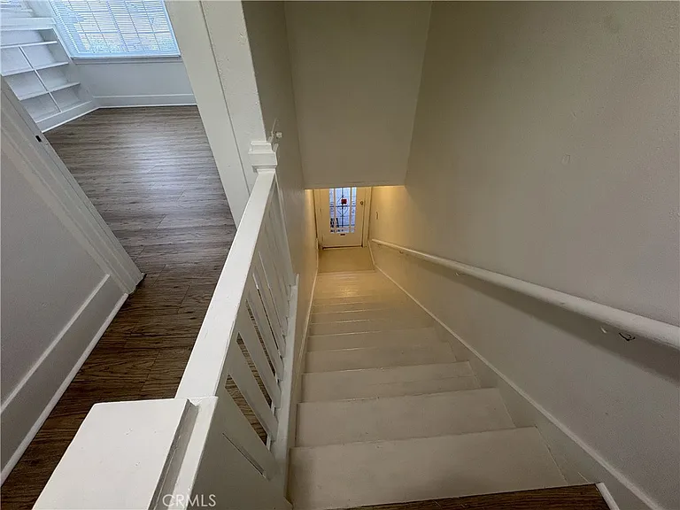 950 S New Hampshire Ave — Photo 4