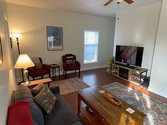 3rd image of 314 W 2nd Ave #314