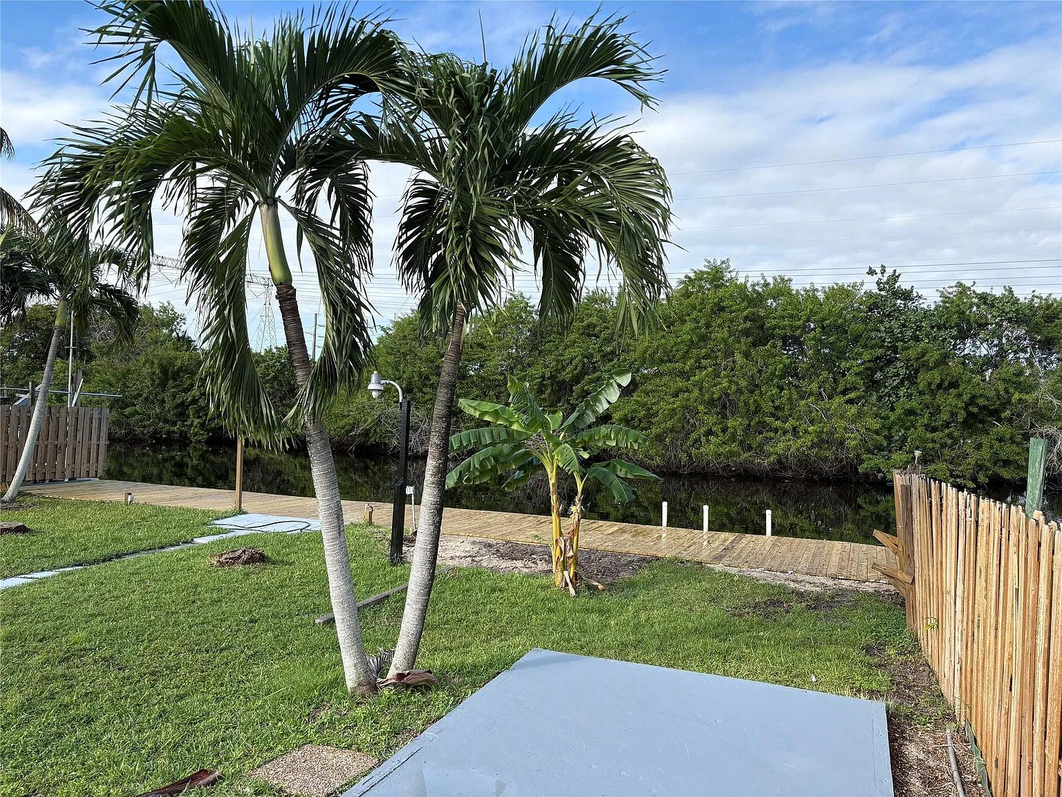3 bed, 2.5 bath, 1342 sqft, $4,200 — Photo 1