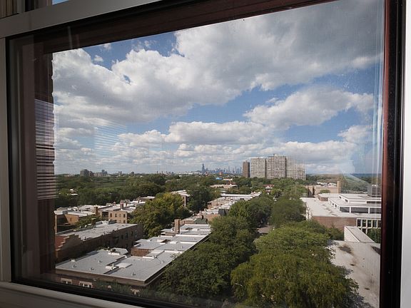 4th image of 5107 S Blackstone Ave APT 1105